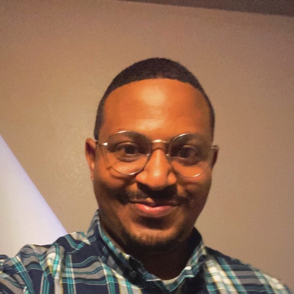 Meet your Posher, Joshua - Picture 1 of 1